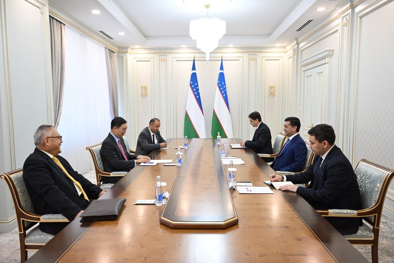 TIV rahbarining Singapur tashqi ishlar vaziri o‘rinbosari bilan uchrashuvi to‘g‘risida