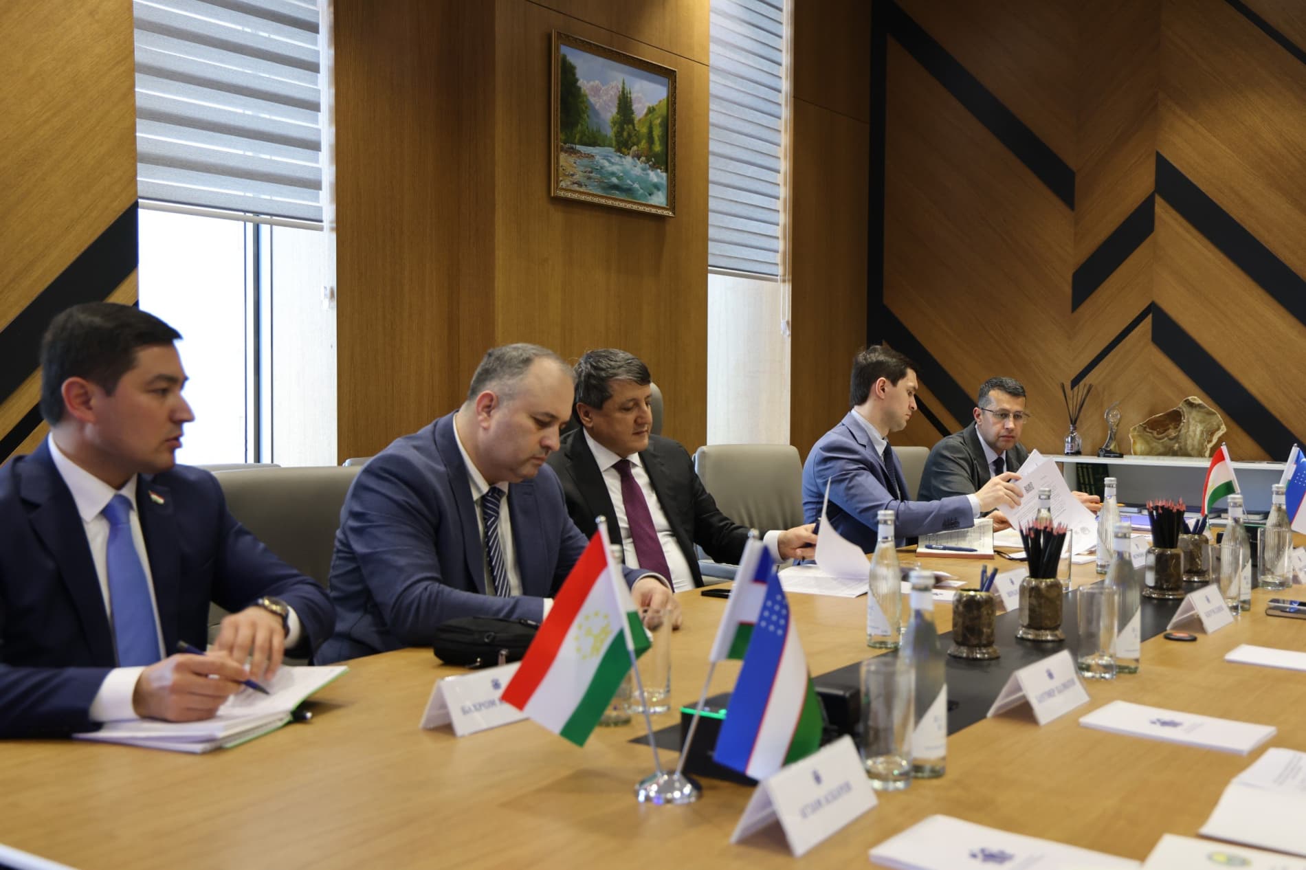 Tojikiston Respublikasi delegatsiyasi bilan uchrashuv