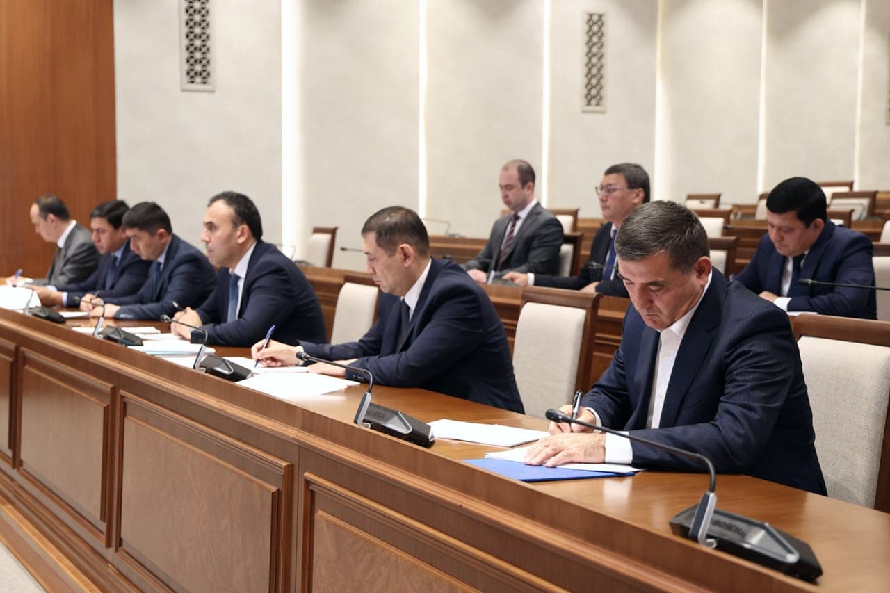 Intensiv sanaatlasqan baǵlardı kóbeytiw ilajları belgilendi